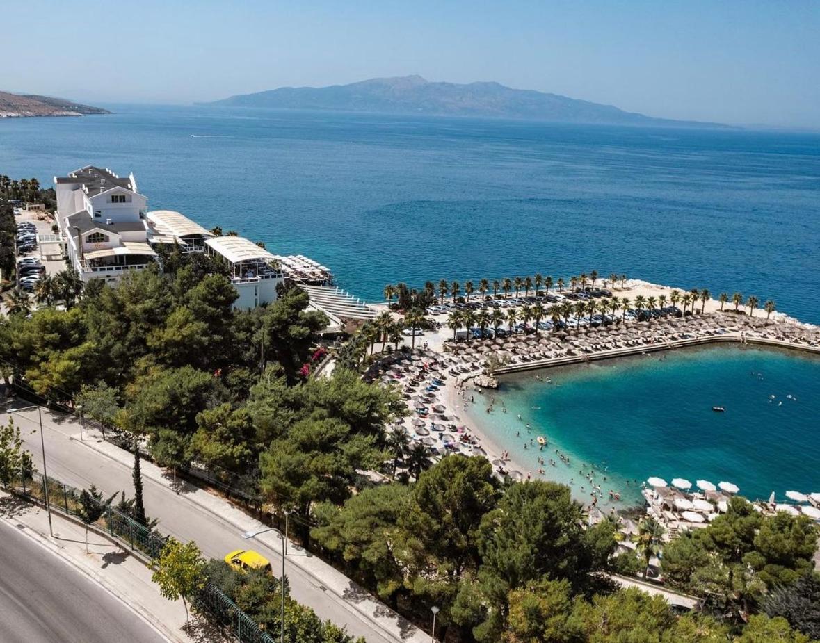 Belaire Luxury Apartment Sarandë 外观 照片