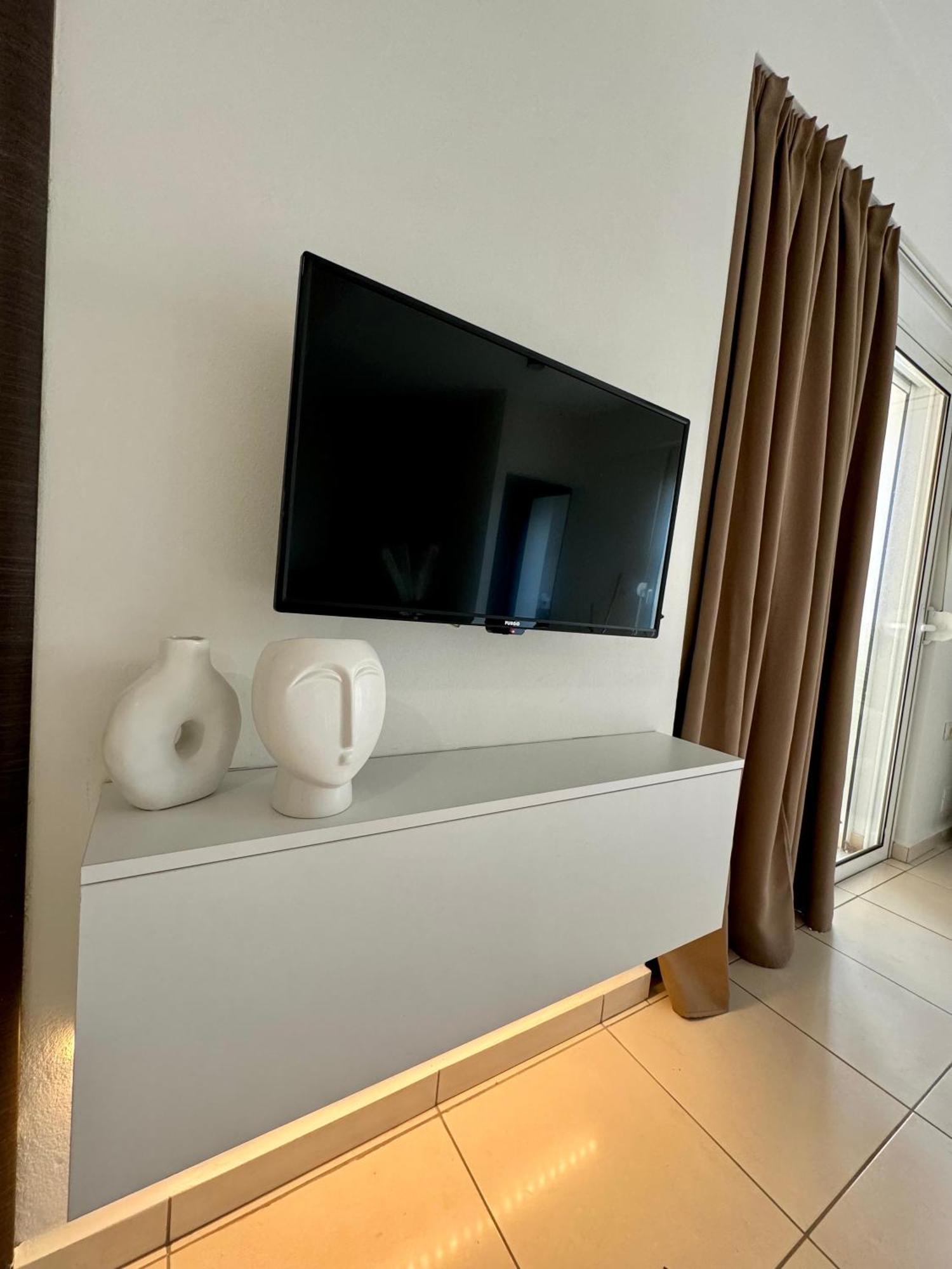 Belaire Luxury Apartment Sarandë 外观 照片