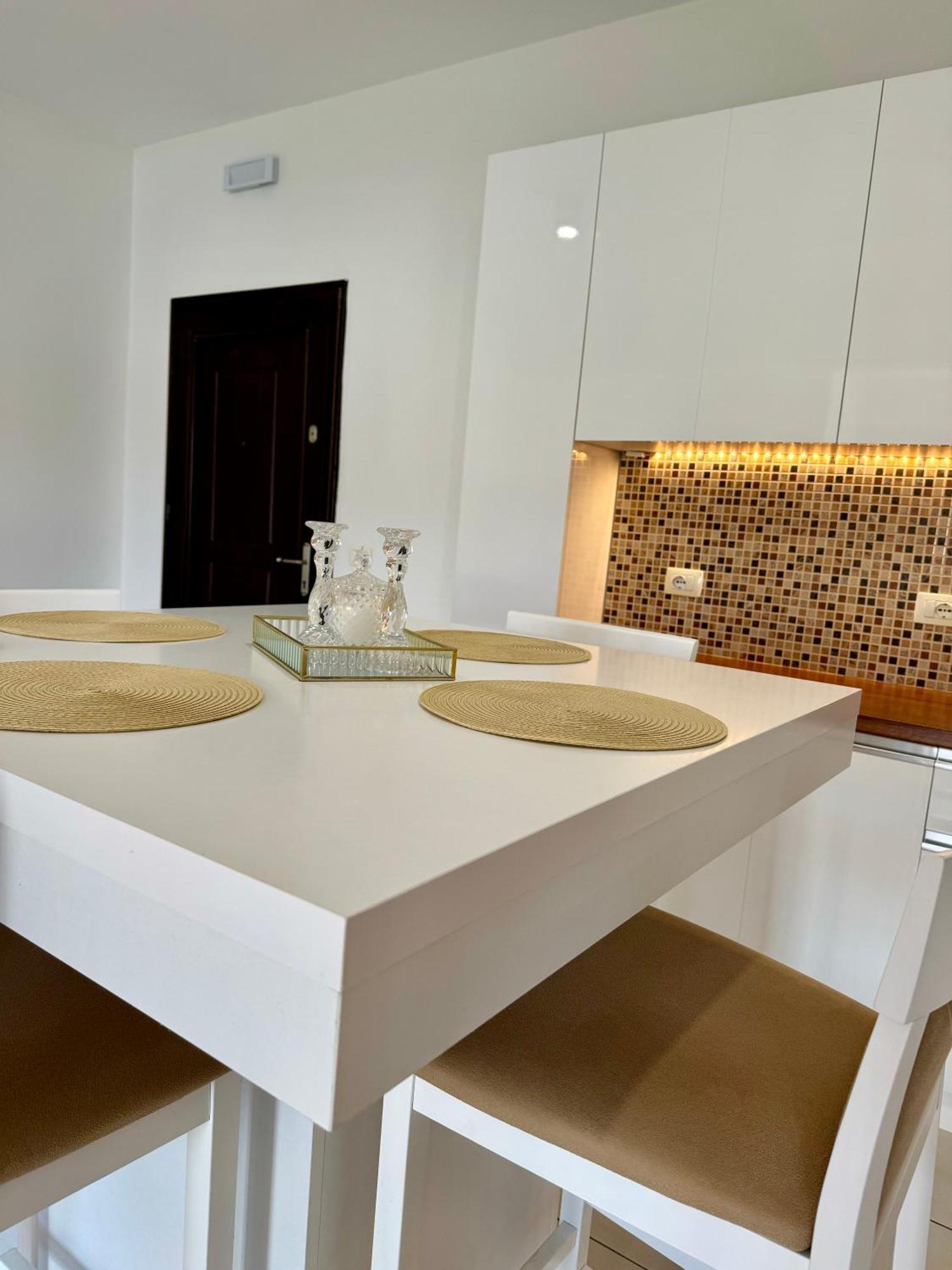 Belaire Luxury Apartment Sarandë 外观 照片