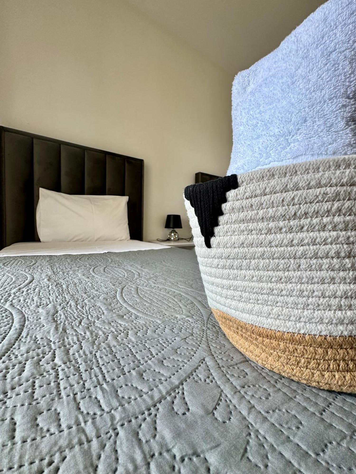 Belaire Luxury Apartment Sarandë 外观 照片