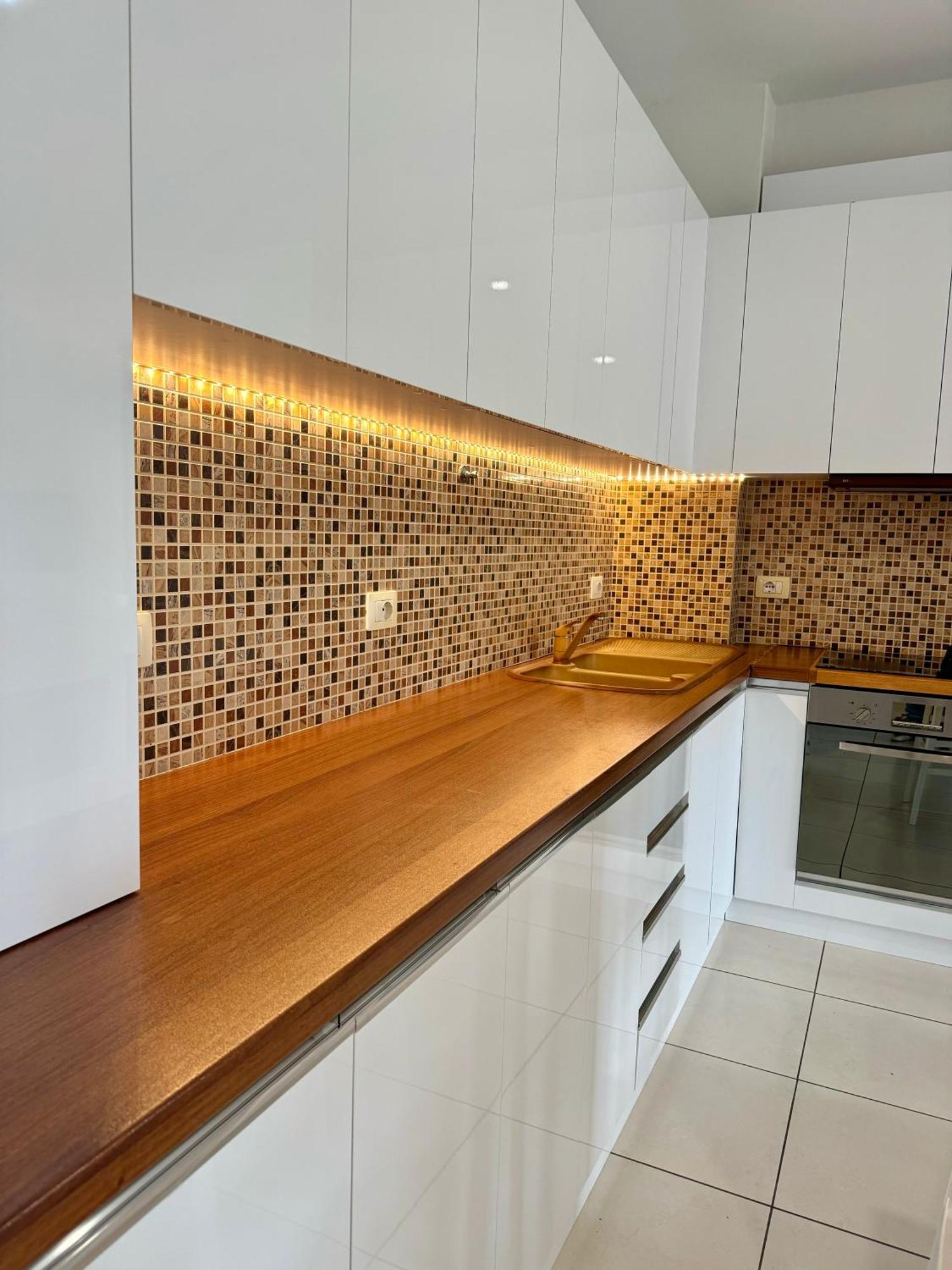 Belaire Luxury Apartment Sarandë 外观 照片